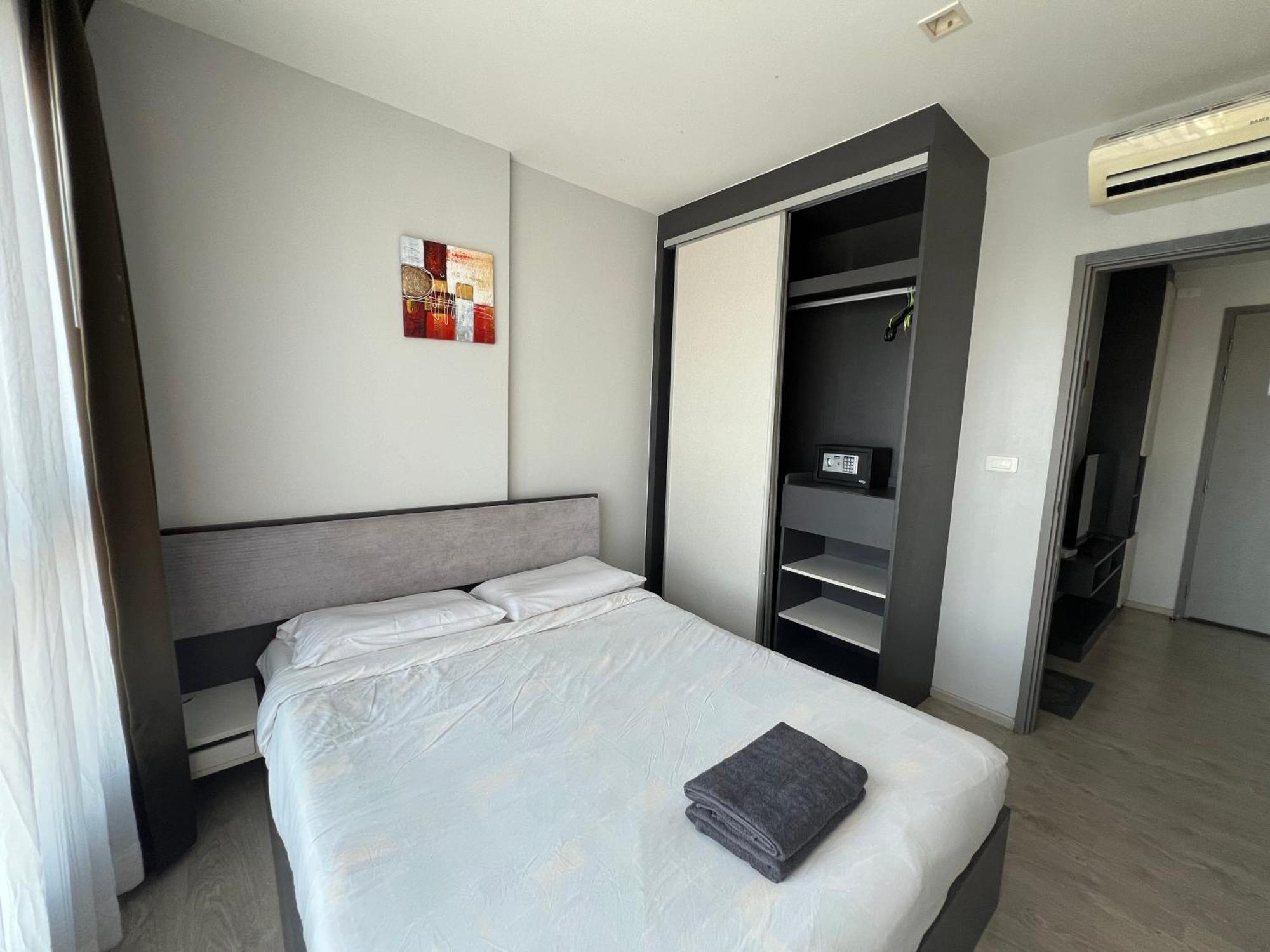 秘狗公寓the Base Apartment *